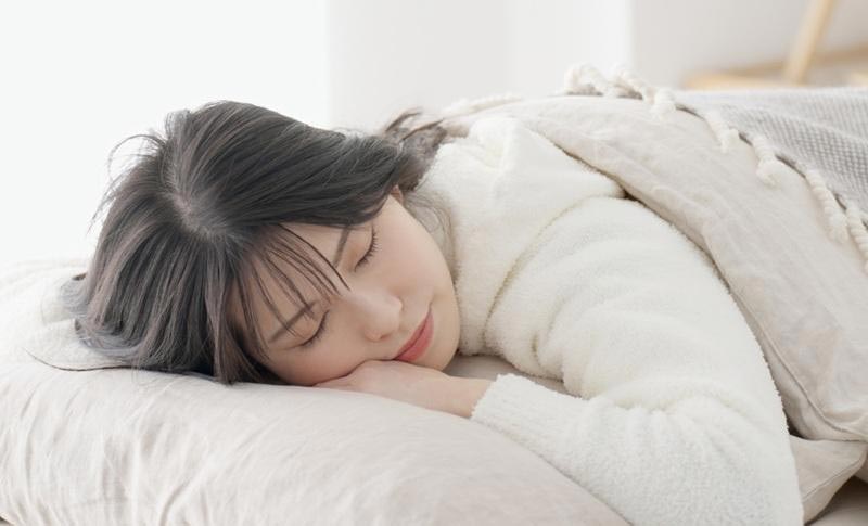 Ngủ trưa muộn ảnh hưởng đến giấc ngủ tối như thế nào